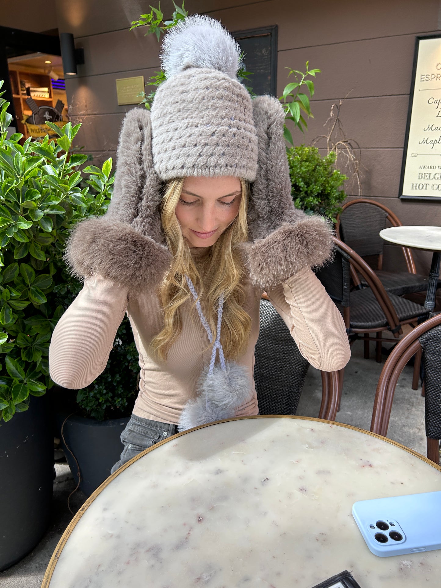 The Catamount Mittens Palomino