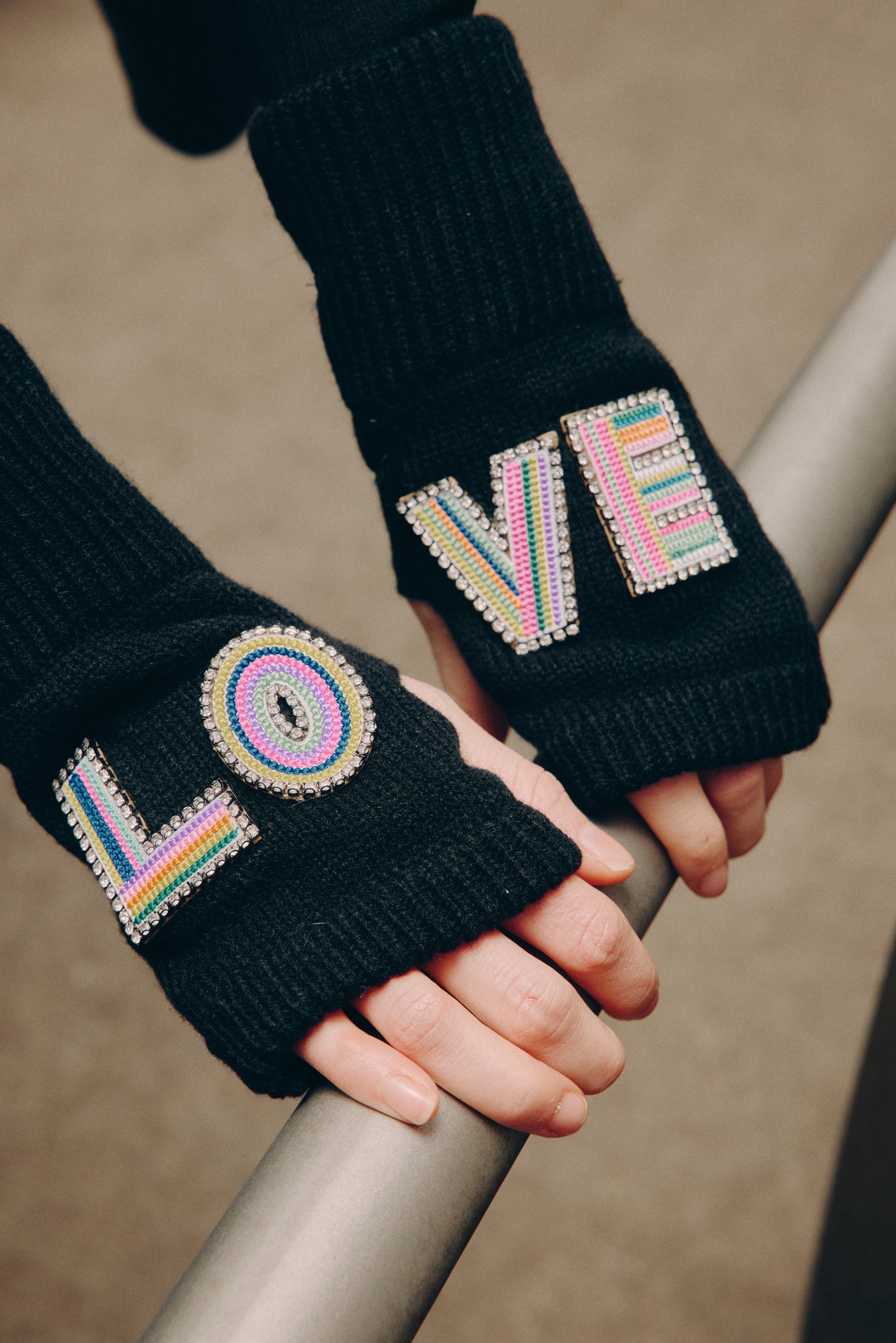 Love Gloves Black