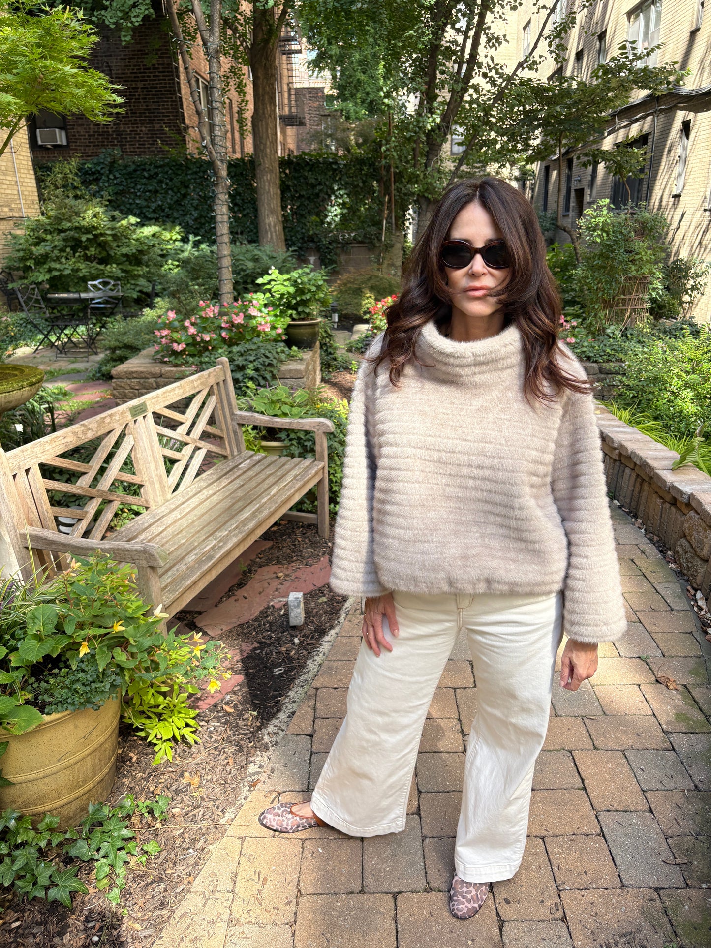 The Sydney Pearl Pullover Sweatshirt