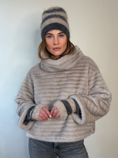 Alpaca Colorblock Knit Hat