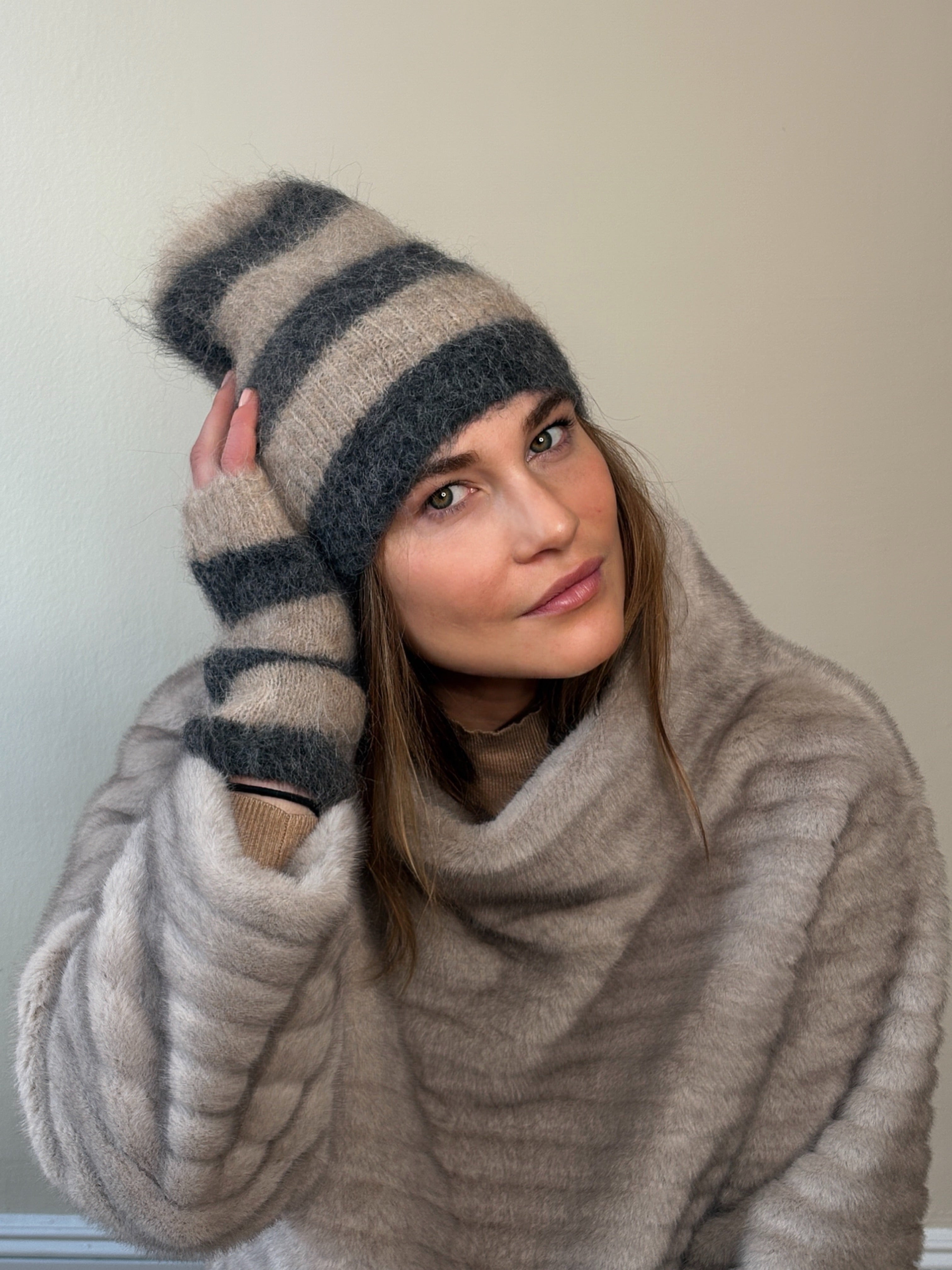 The Julie Alpaca Colorblock Knit Hat – Jocelyn