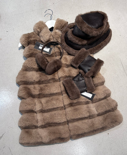 The Gstaad Chestnut Gloves